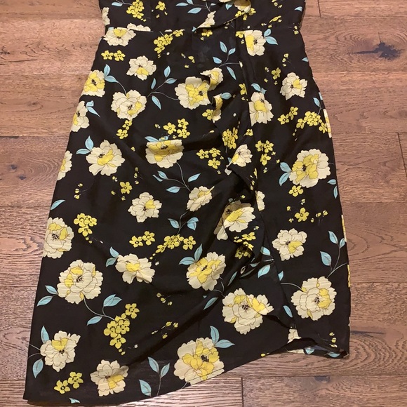 Cupcakes and cashmere cute floral dress, size 4 - Picture 3 of 8